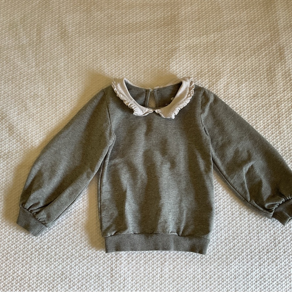 Paper Cape Gray Sweater with White Ruffle Collar